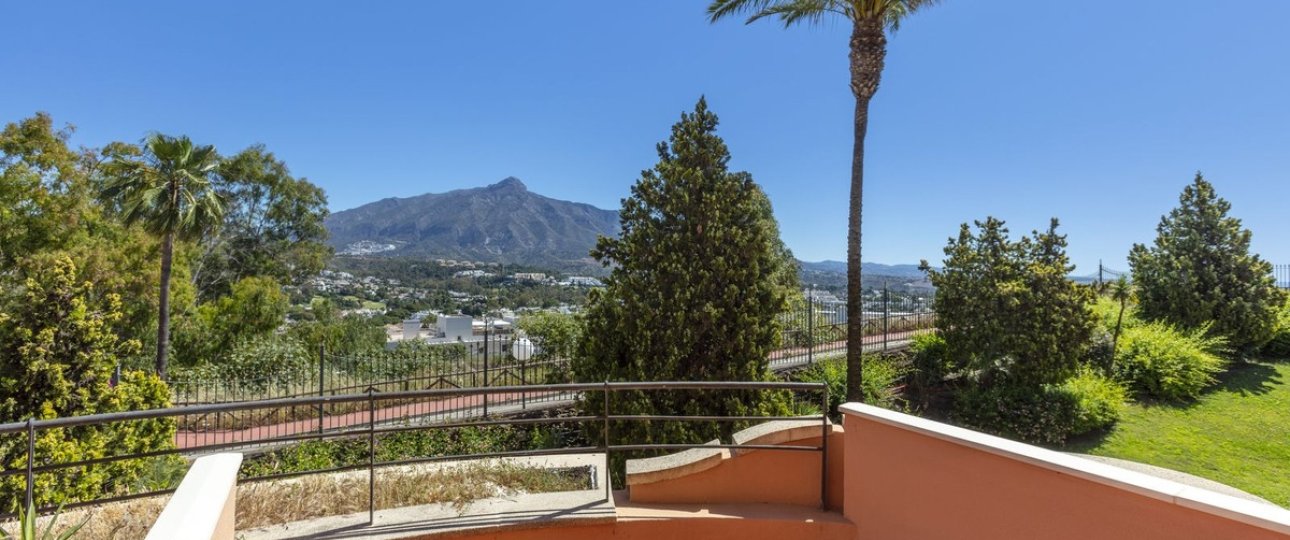 Rynek wtórny - apartment - Marbella - Nueva Andalucía