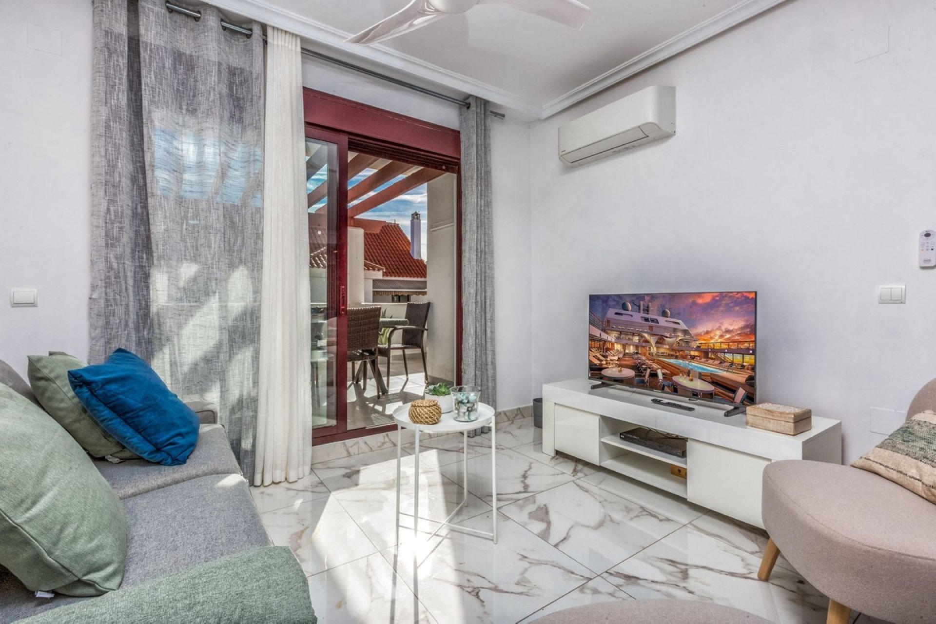Rynek wtórny - apartment - Marbella - Nueva Andalucía