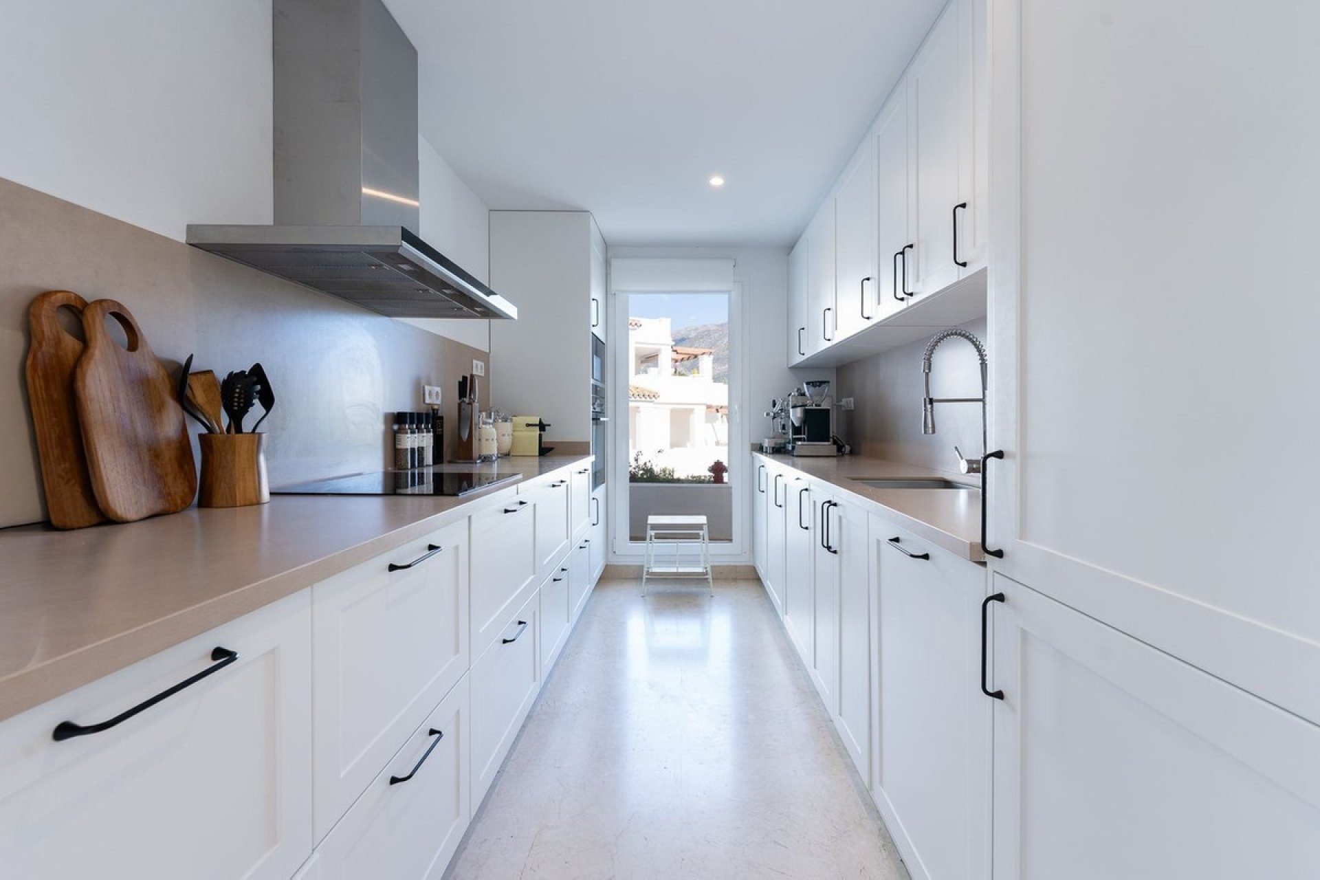 Rynek wtórny - apartment - Marbella - Nueva Andalucía