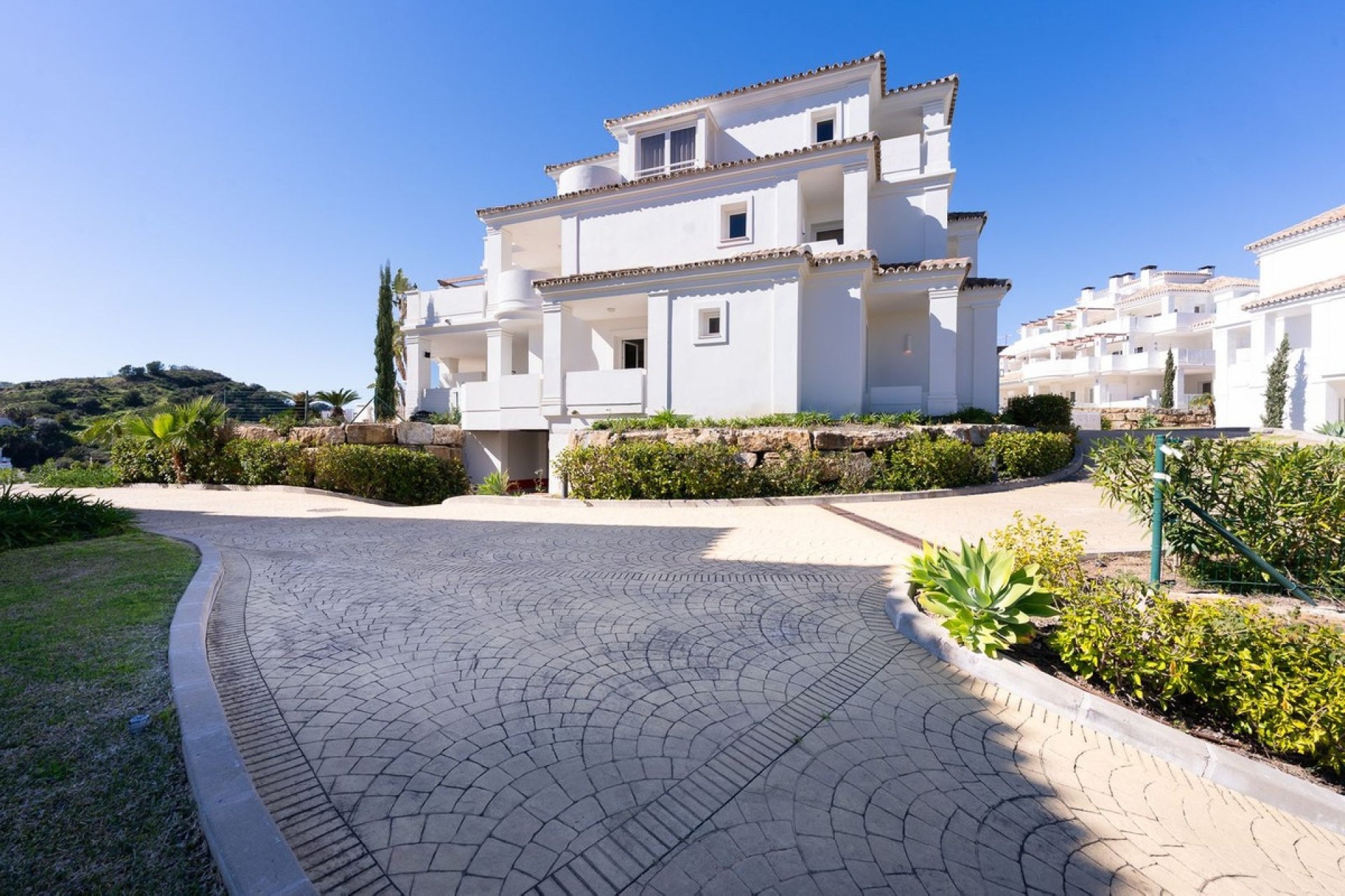 Rynek wtórny - apartment - Marbella - Nueva Andalucía