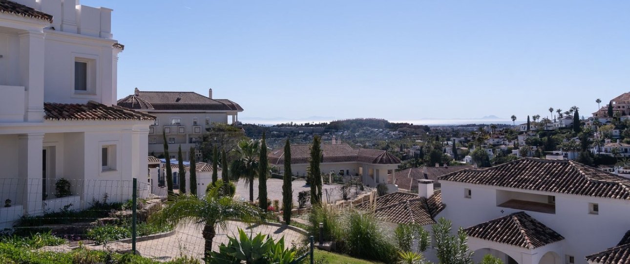 Rynek wtórny - apartment - Marbella - Nueva Andalucía