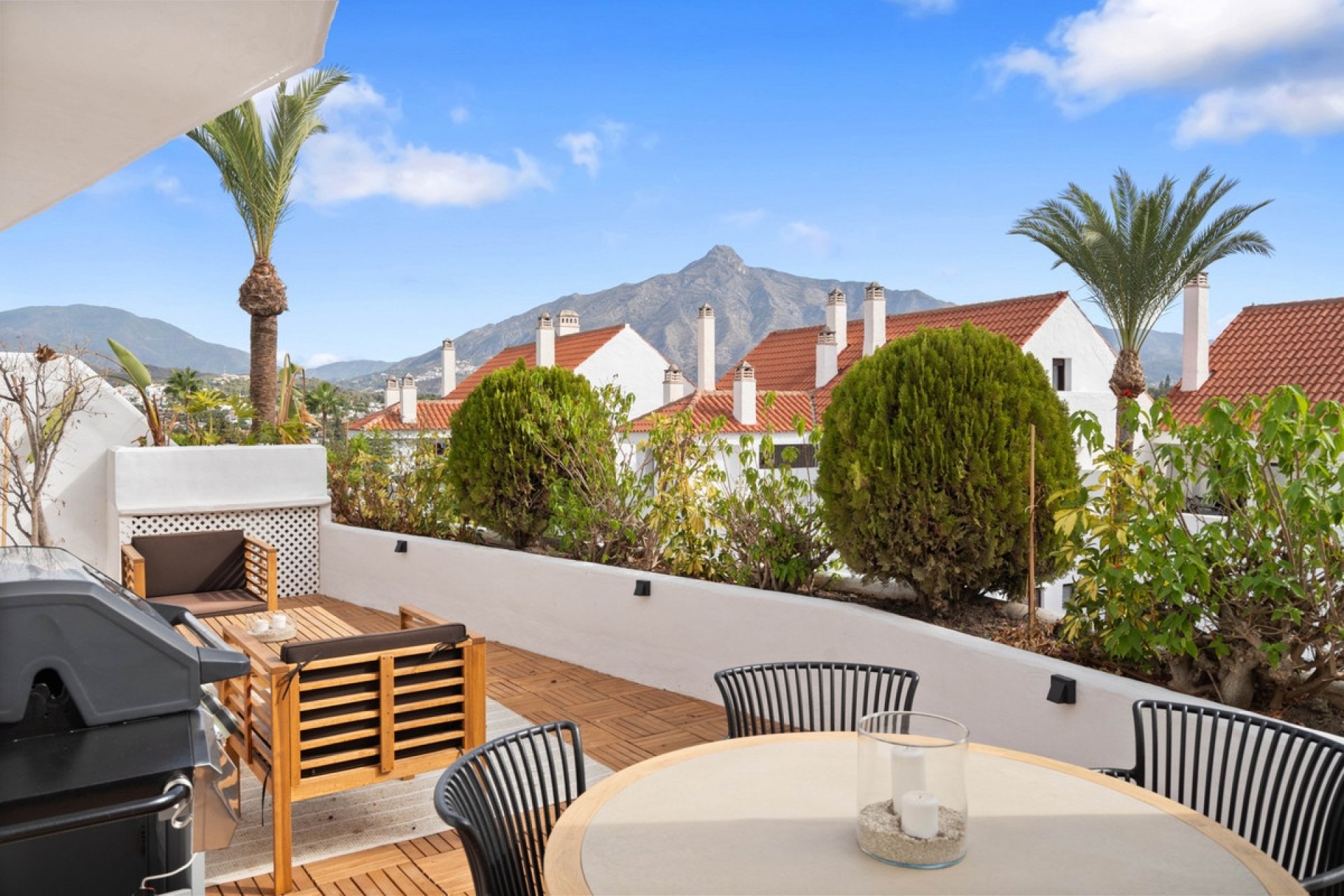 Rynek wtórny - apartment - Marbella - Nueva Andalucía