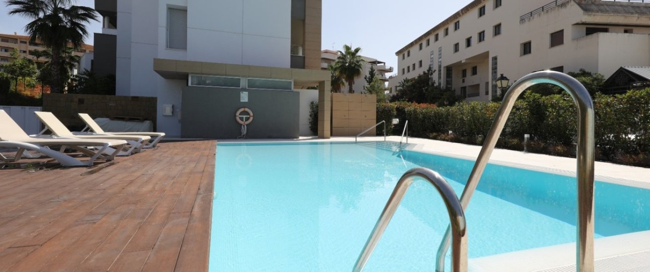 Rynek wtórny - apartment - Marbella - Nueva Andalucía