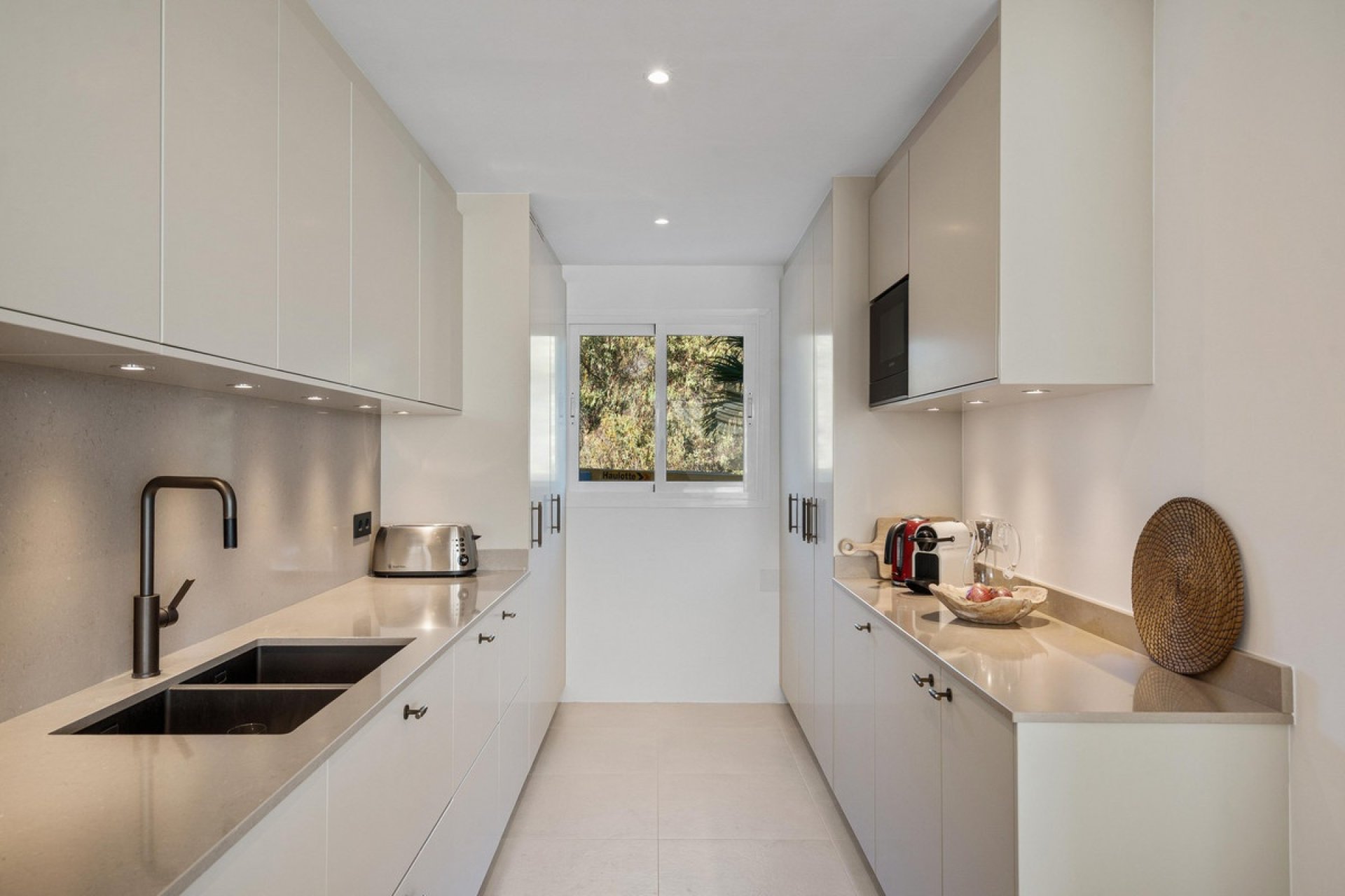 Rynek wtórny - apartment - Marbella - Nueva Andalucía