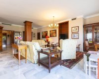 Rynek wtórny - apartment - Marbella - Nueva Andalucía