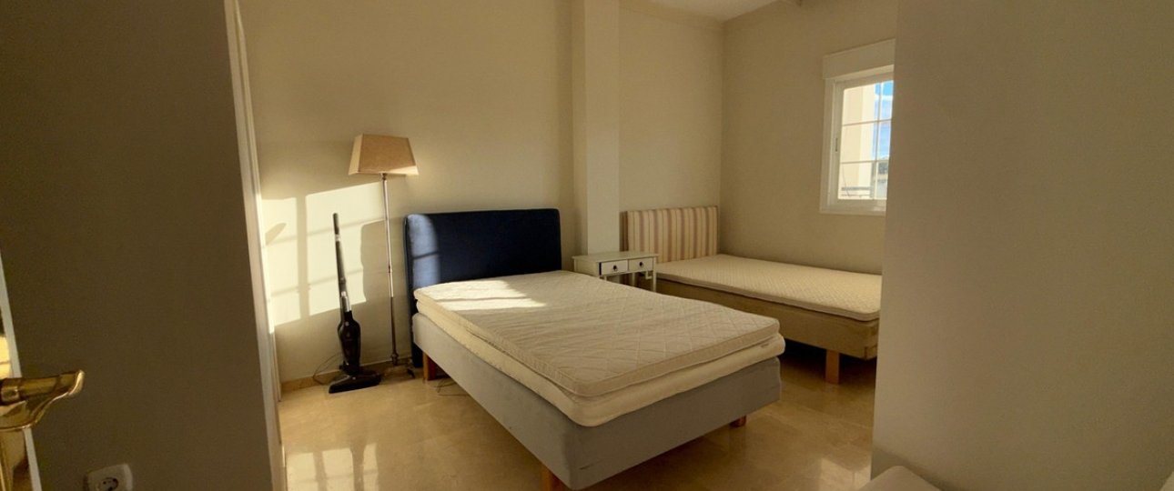 Rynek wtórny - apartment - Marbella - Nueva Andalucía