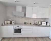 Rynek wtórny - apartment - Marbella - Nueva Andalucía