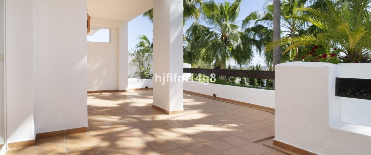 Rynek wtórny - apartment - Marbella - Nueva Andalucía