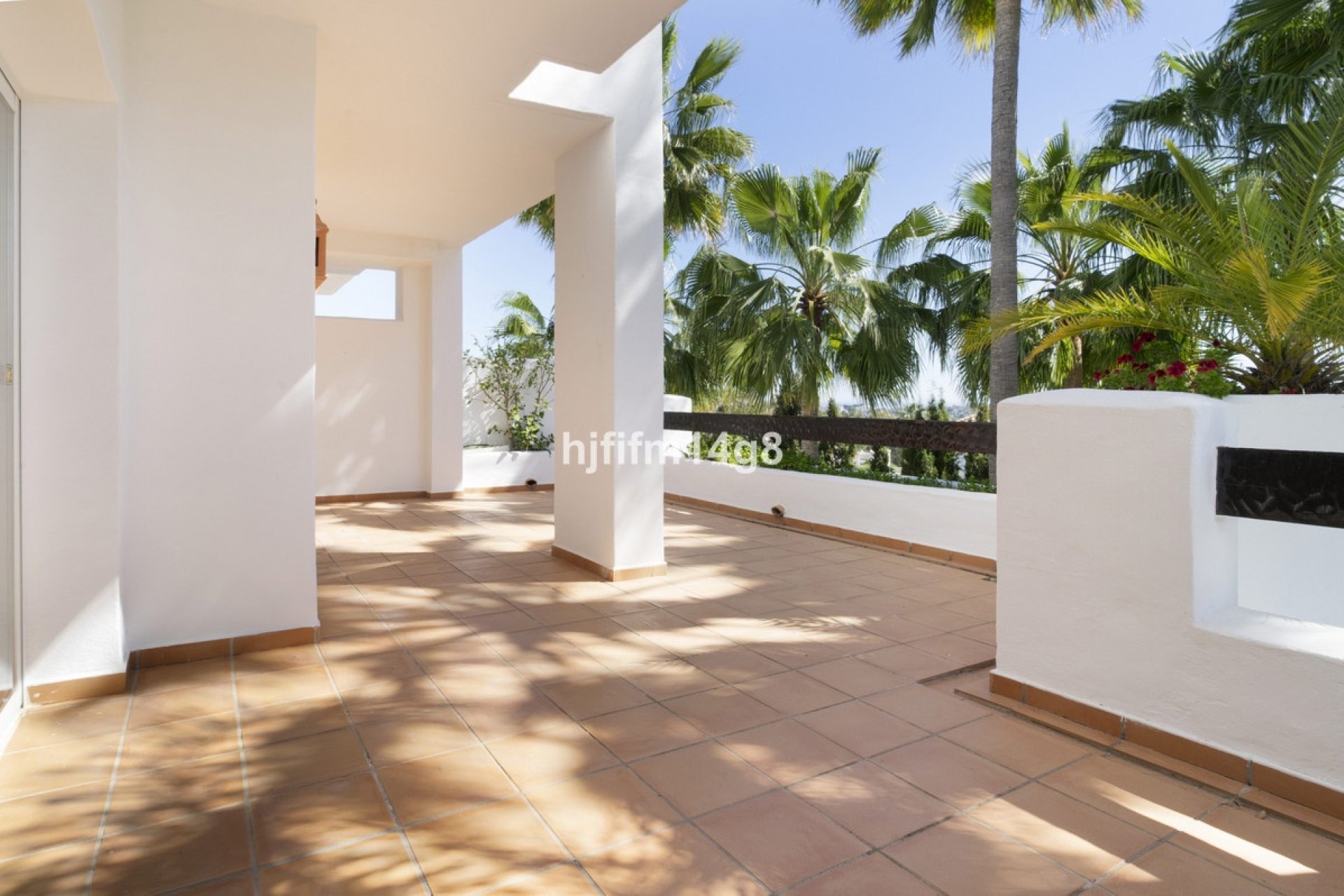 Rynek wtórny - apartment - Marbella - Nueva Andalucía