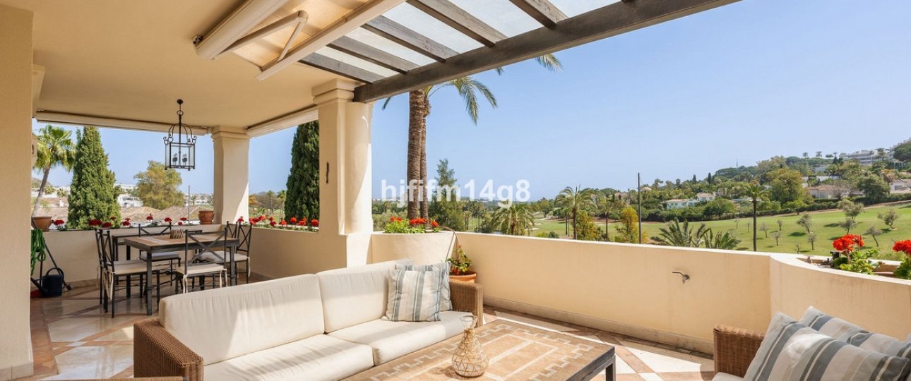 Rynek wtórny - apartment - Marbella - Nueva Andalucía