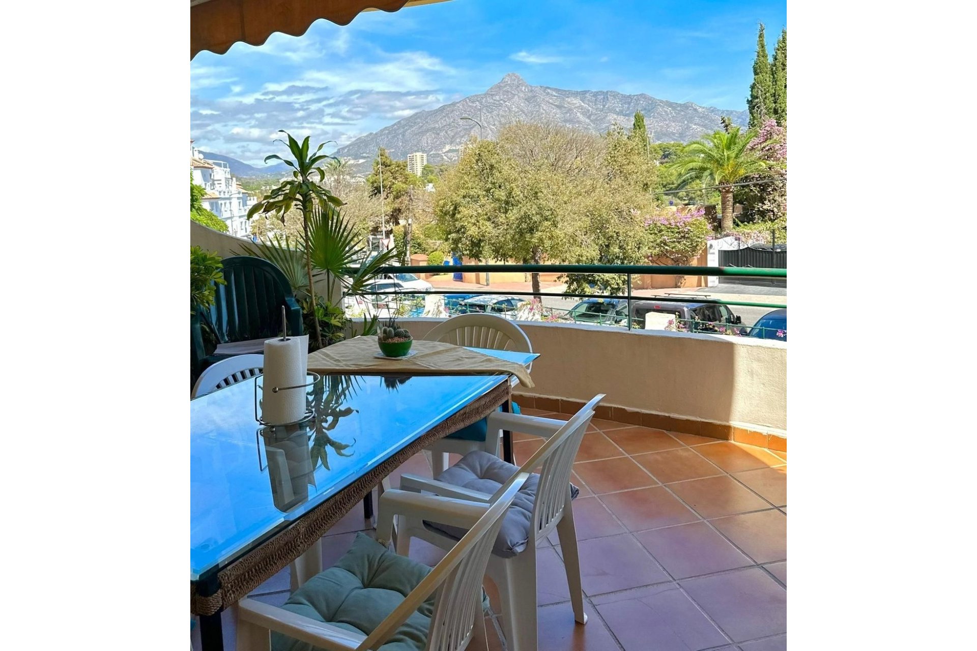 Rynek wtórny - apartment - Marbella - Nueva Andalucía