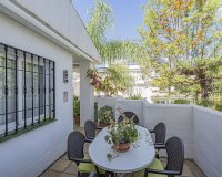 Rynek wtórny - apartment - Marbella - Nueva Andalucía