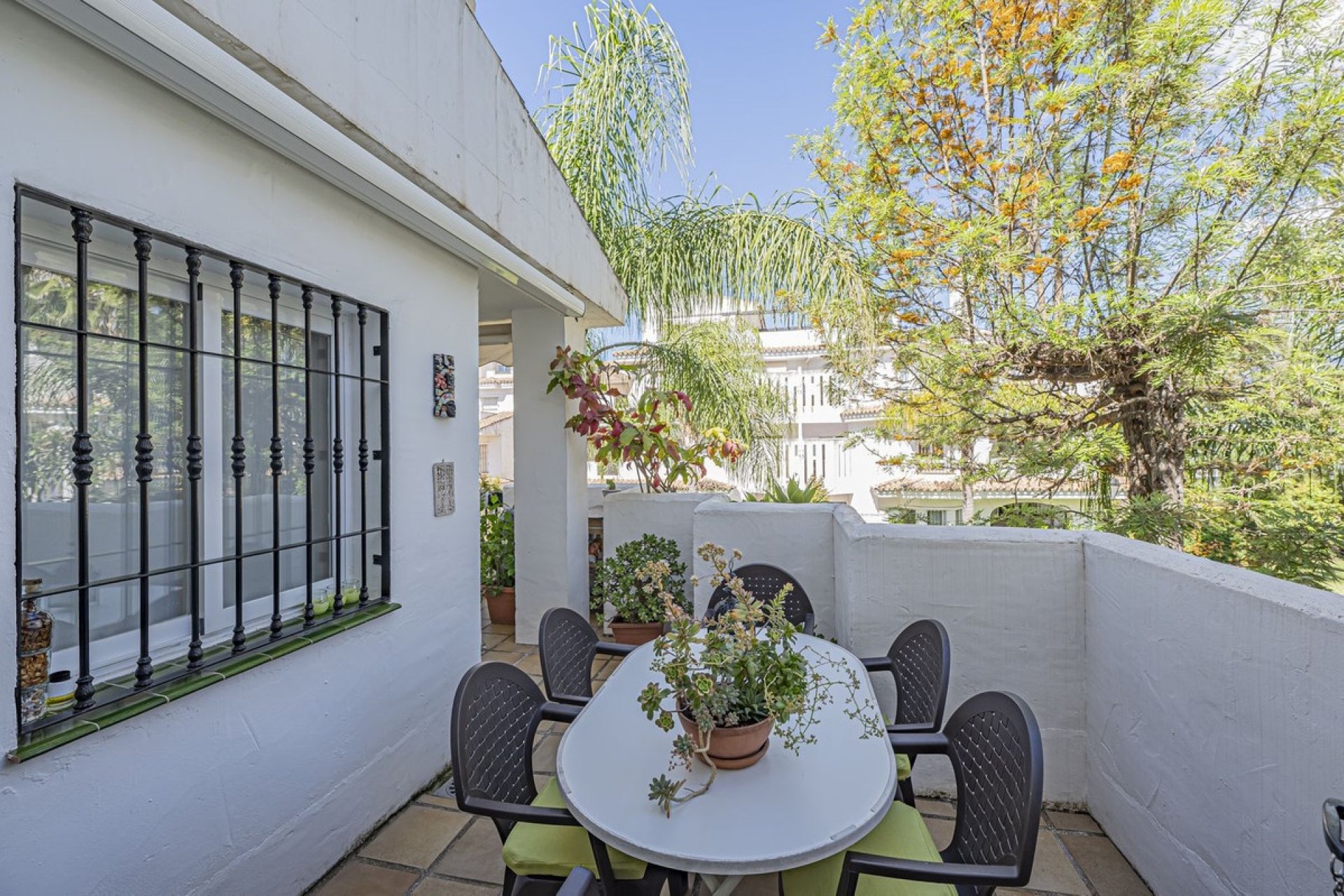 Rynek wtórny - apartment - Marbella - Nueva Andalucía