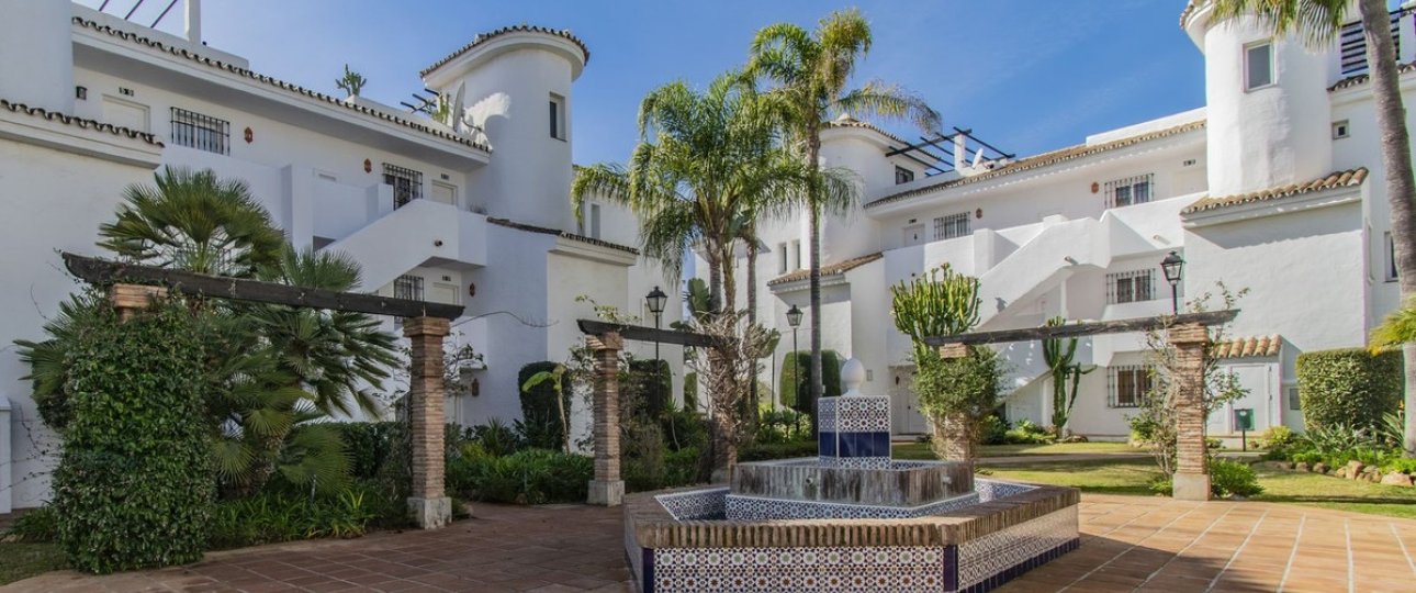 Rynek wtórny - apartment - Marbella - Nueva Andalucía