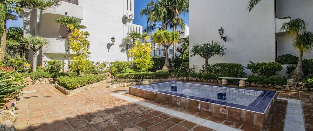 Rynek wtórny - apartment - Marbella - Nueva Andalucía