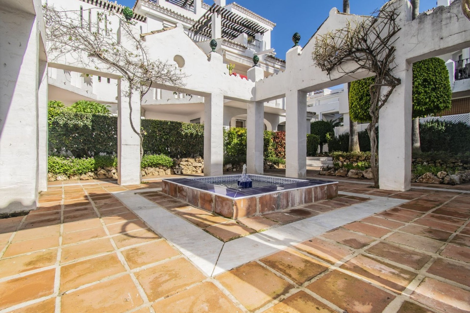 Rynek wtórny - apartment - Marbella - Nueva Andalucía