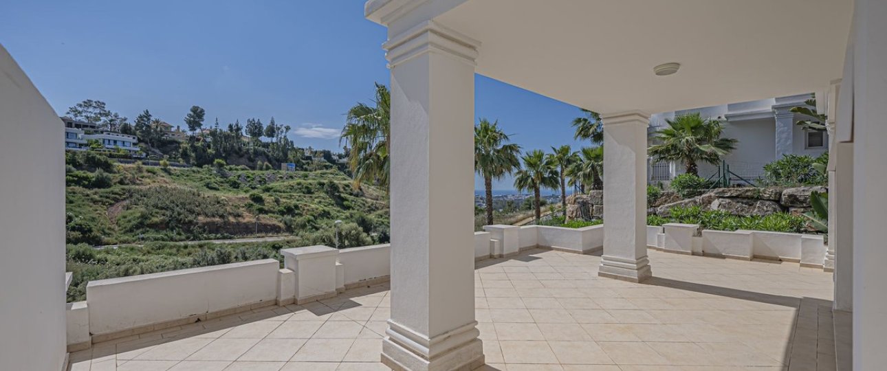 Rynek wtórny - apartment - Marbella - Nueva Andalucía