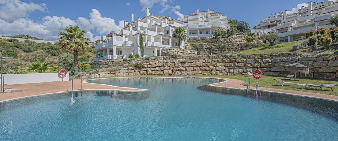 Rynek wtórny - apartment - Marbella - Nueva Andalucía