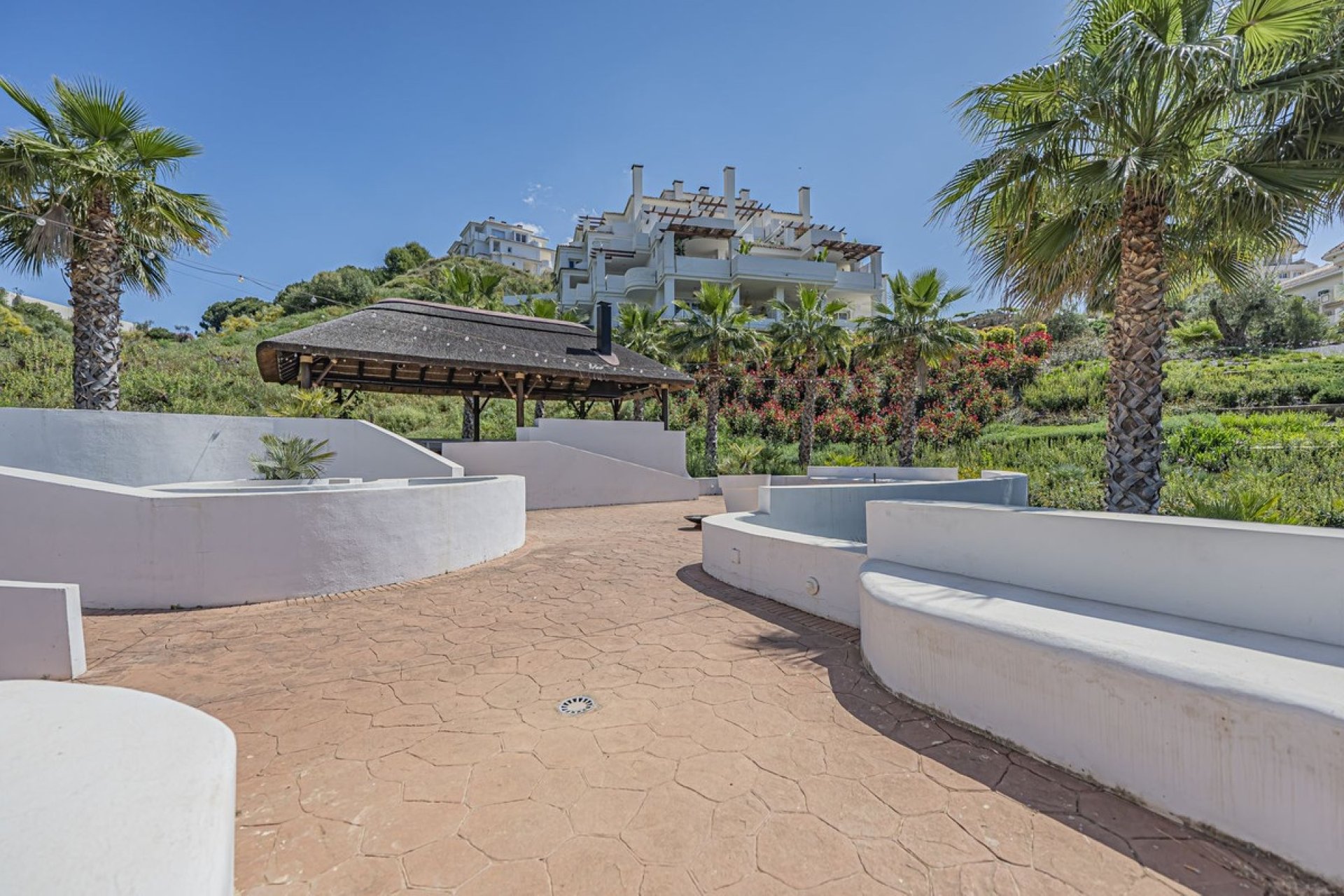Rynek wtórny - apartment - Marbella - Nueva Andalucía