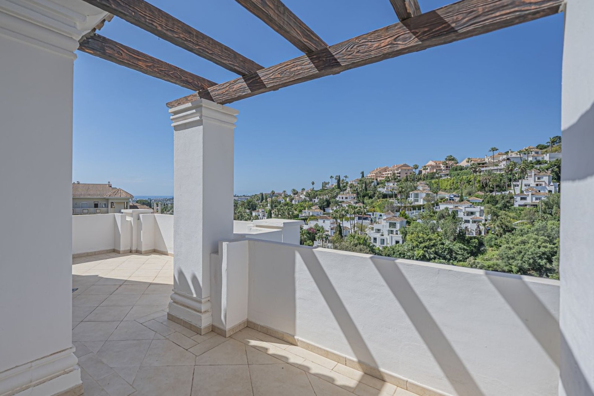 Rynek wtórny - apartment - Marbella - Nueva Andalucía
