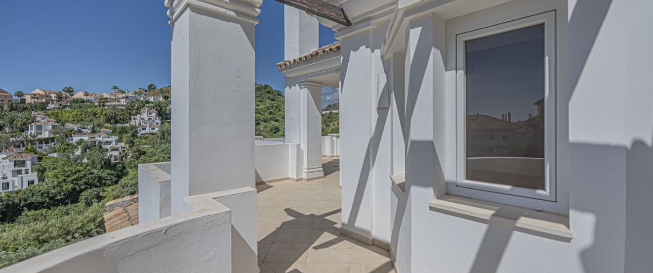 Rynek wtórny - apartment - Marbella - Nueva Andalucía