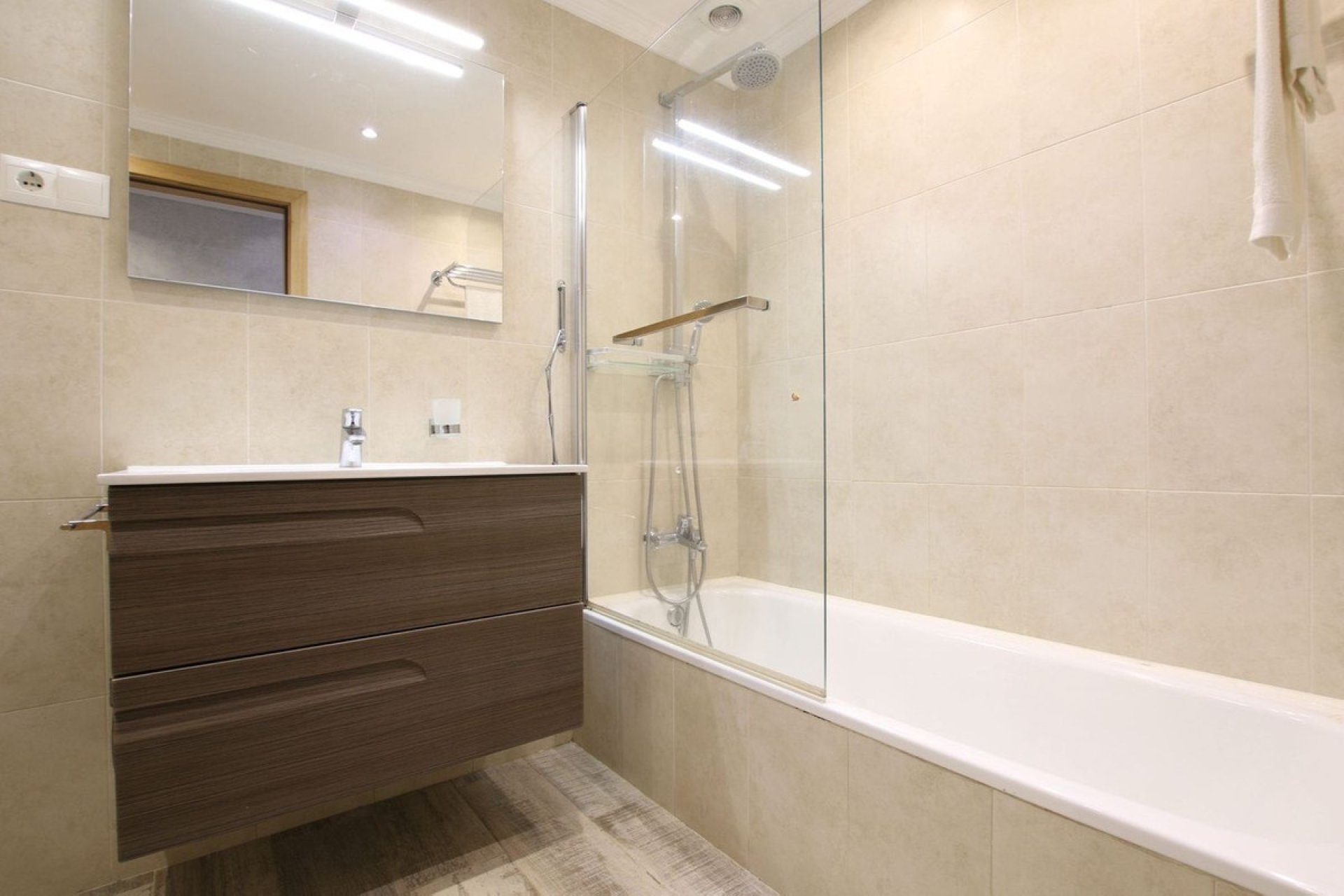 Rynek wtórny - apartment - Marbella - Nueva Andalucía