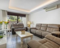 Rynek wtórny - apartment - Marbella - Nueva Andalucía