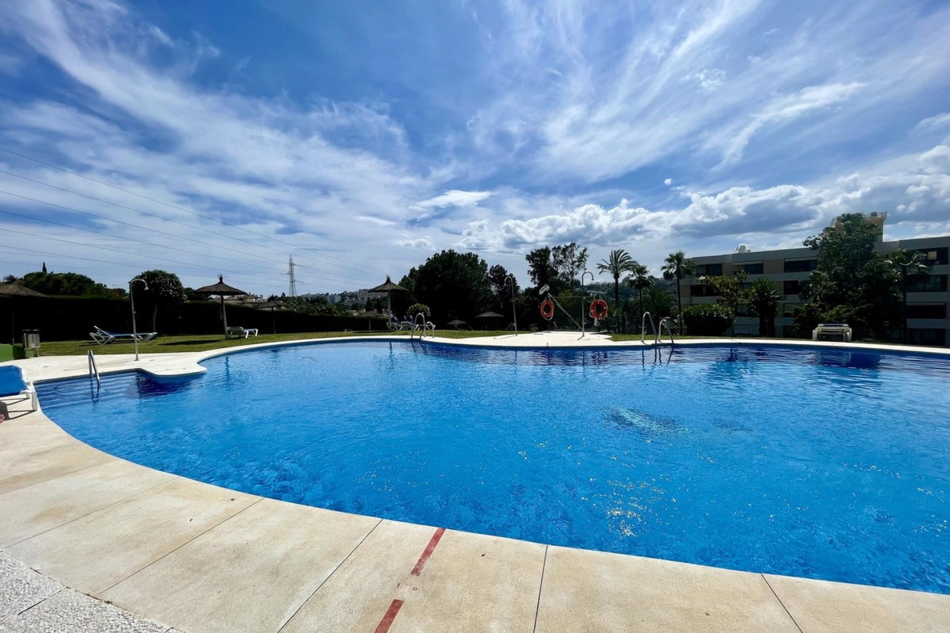 Rynek wtórny - apartment - Marbella - Nueva Andalucía