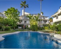 Rynek wtórny - apartment - Marbella - Nueva Andalucía