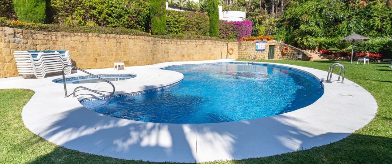 Rynek wtórny - apartment - Marbella - Nueva Andalucía