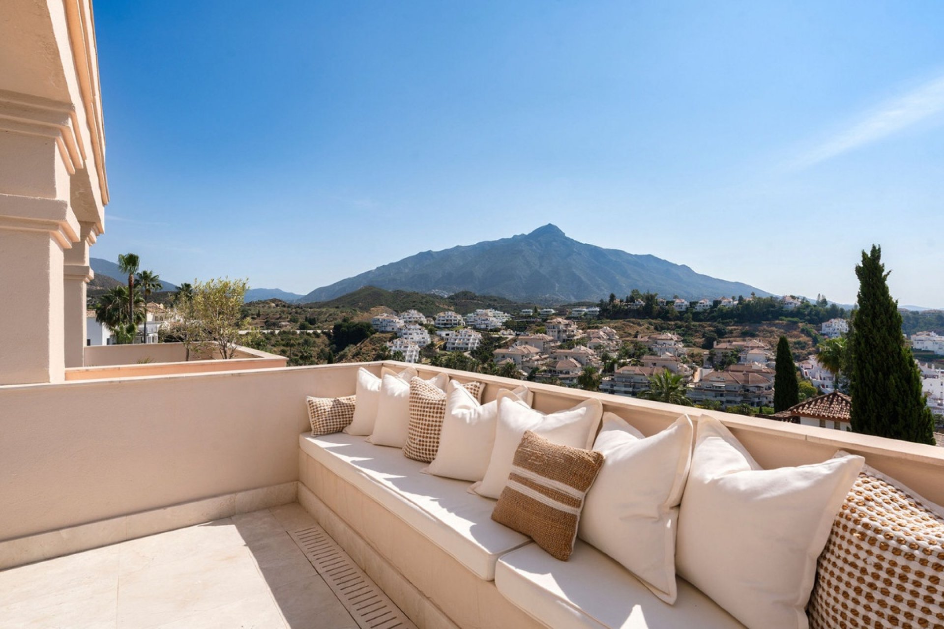 Rynek wtórny - apartment - Marbella - Nueva Andalucía