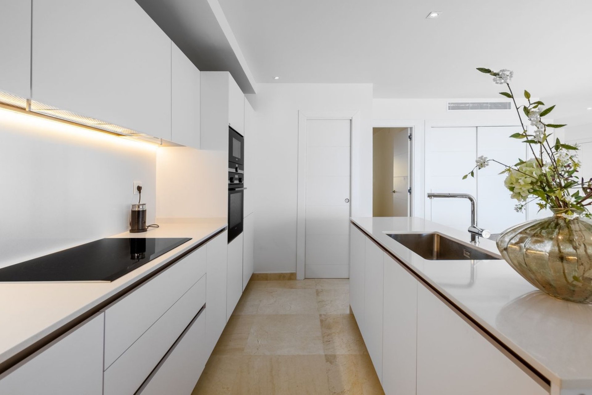 Rynek wtórny - apartment - Marbella - Nueva Andalucía