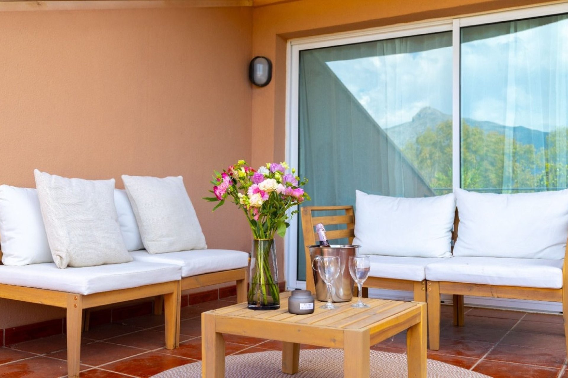 Rynek wtórny - apartment - Marbella - Nueva Andalucía