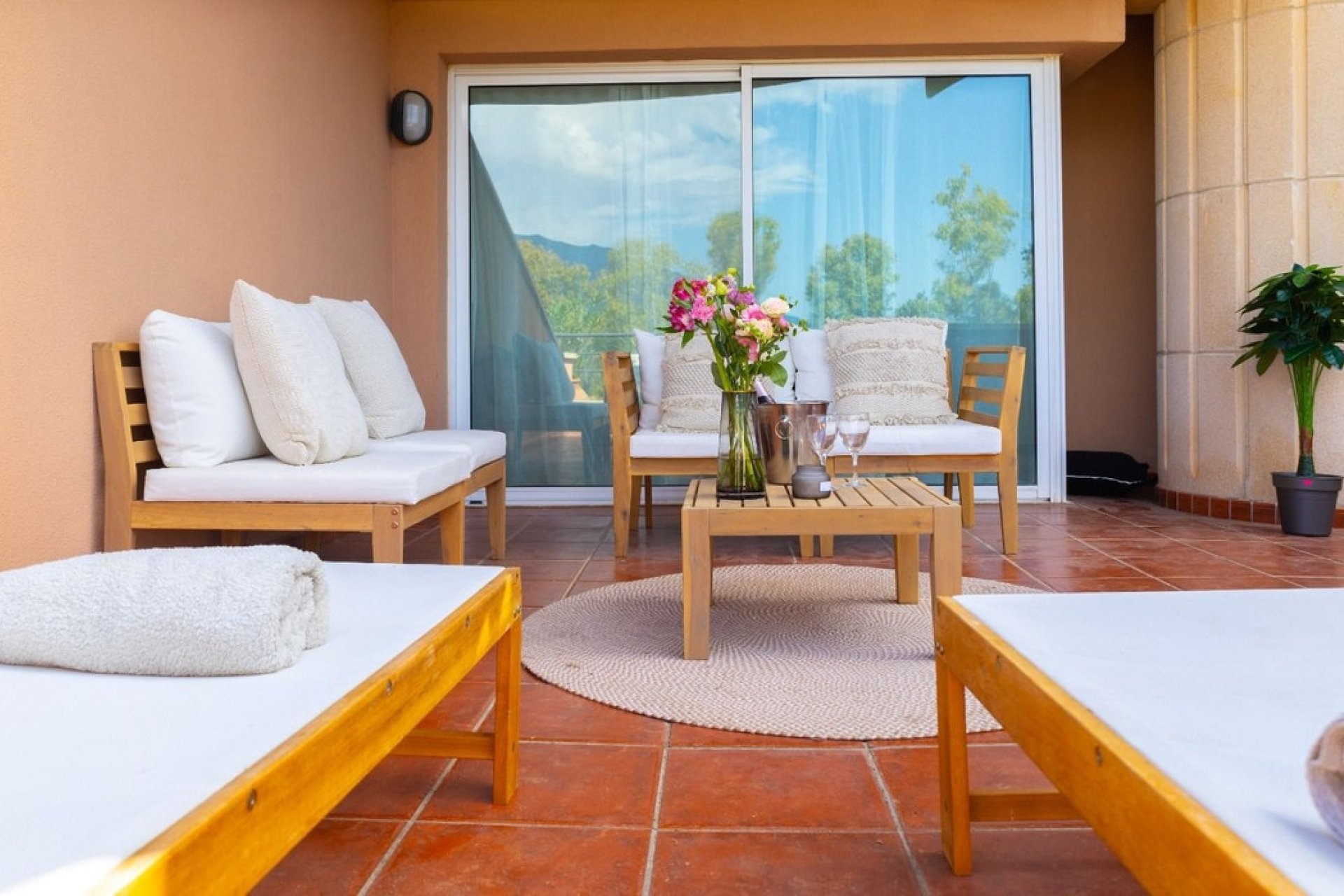 Rynek wtórny - apartment - Marbella - Nueva Andalucía