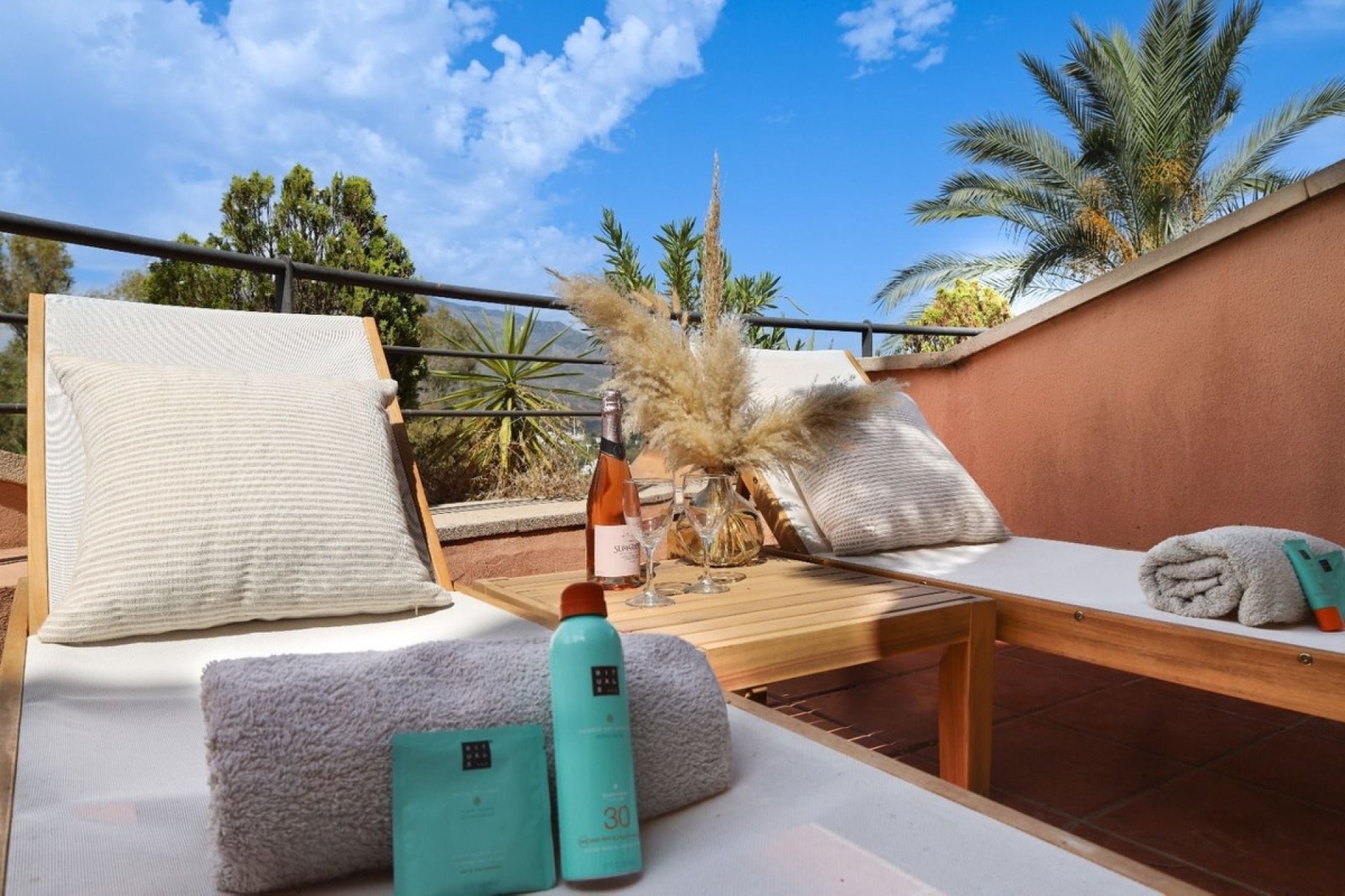 Rynek wtórny - apartment - Marbella - Nueva Andalucía