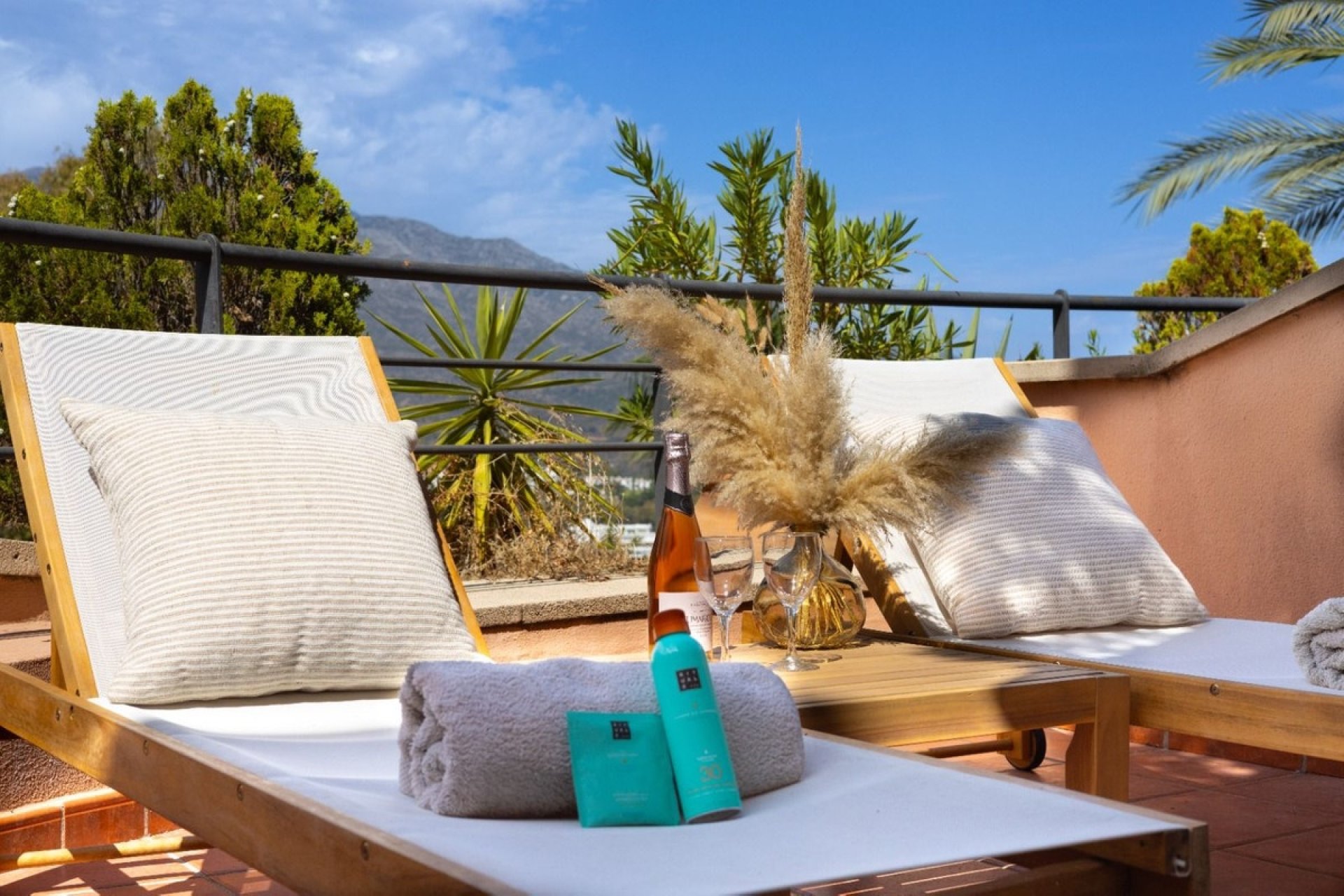 Rynek wtórny - apartment - Marbella - Nueva Andalucía