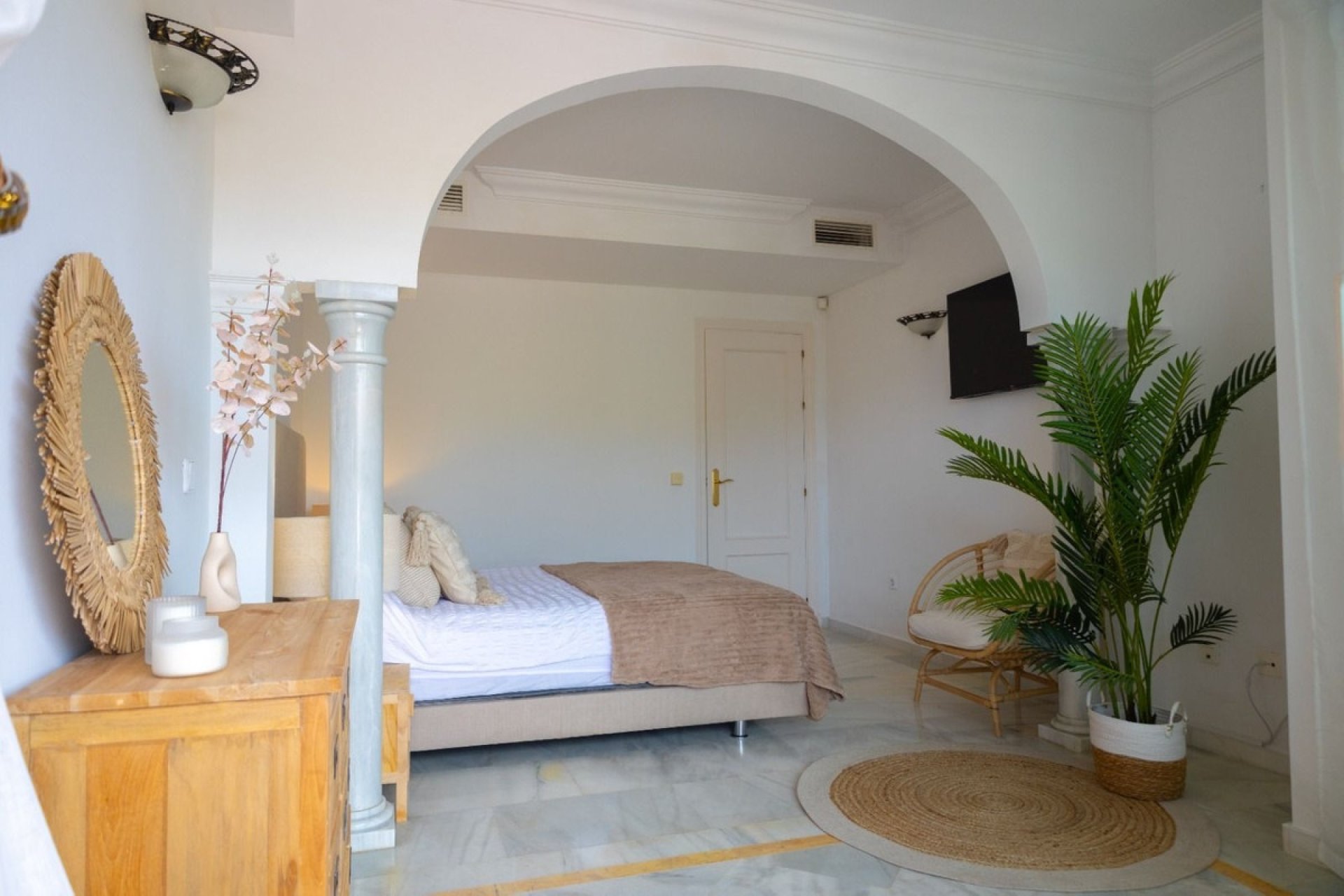 Rynek wtórny - apartment - Marbella - Nueva Andalucía