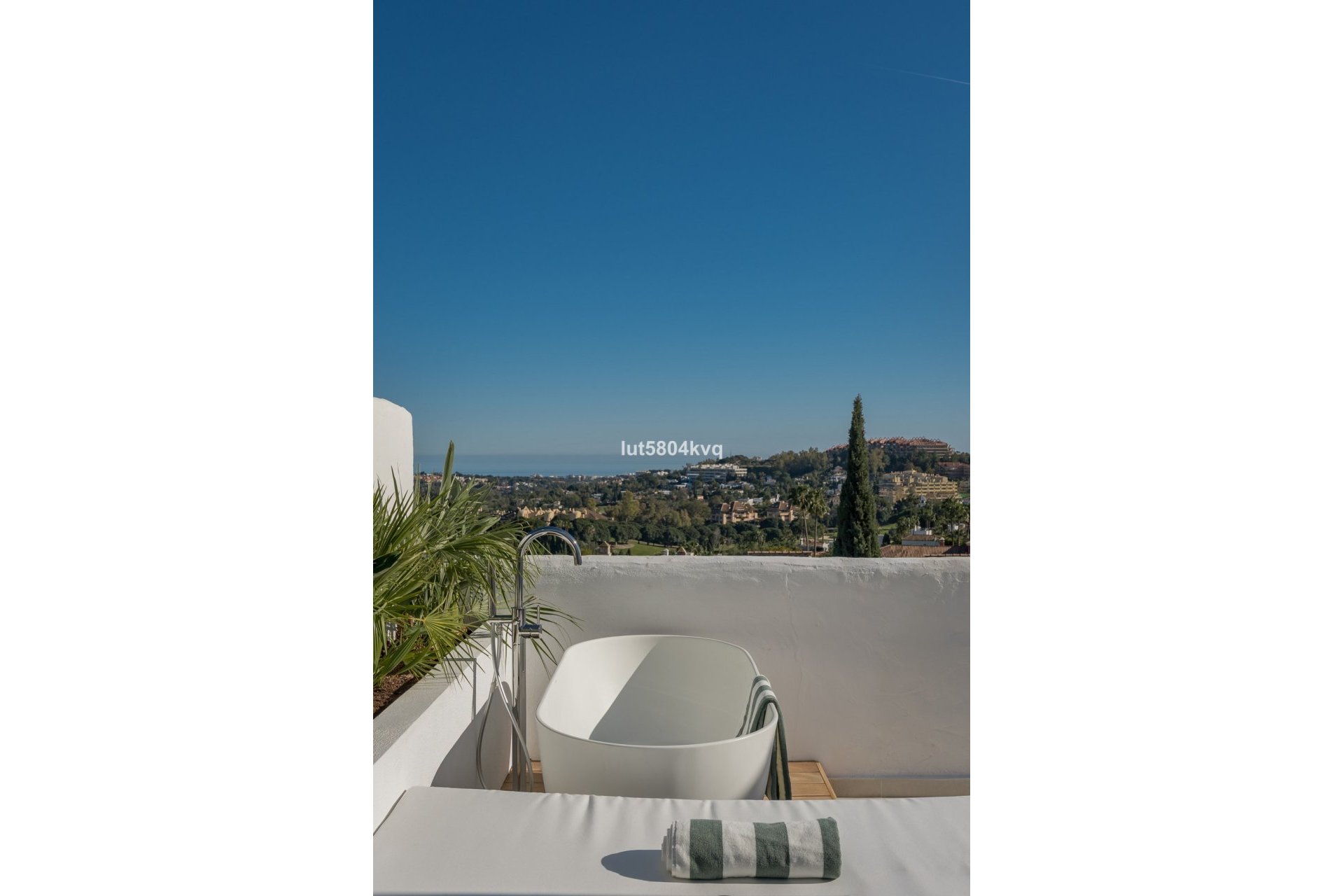 Rynek wtórny - apartment - Marbella - Nueva Andalucía