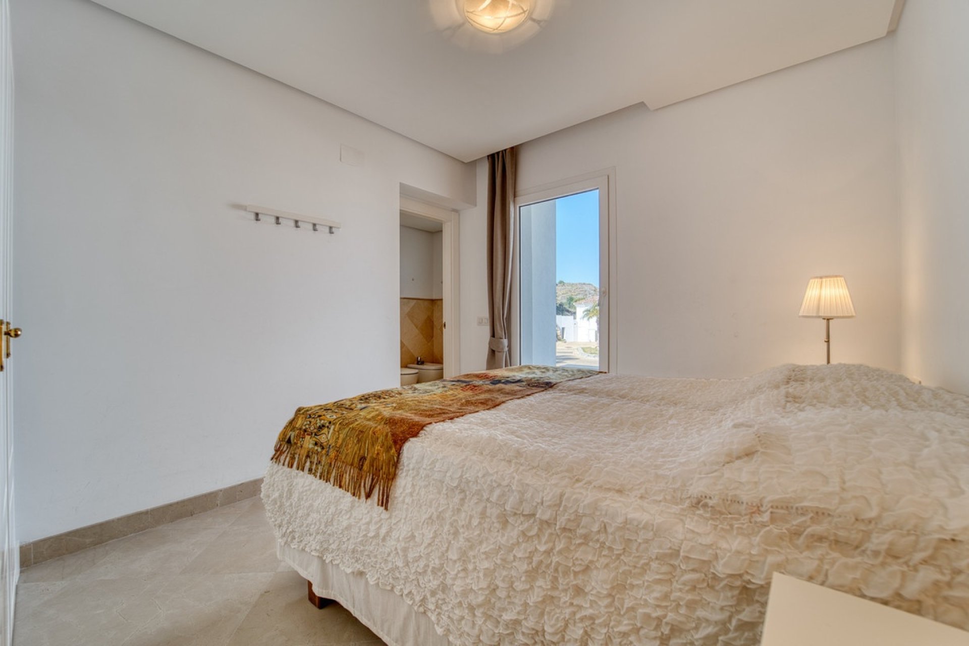 Rynek wtórny - apartment - Marbella - Nueva Andalucía