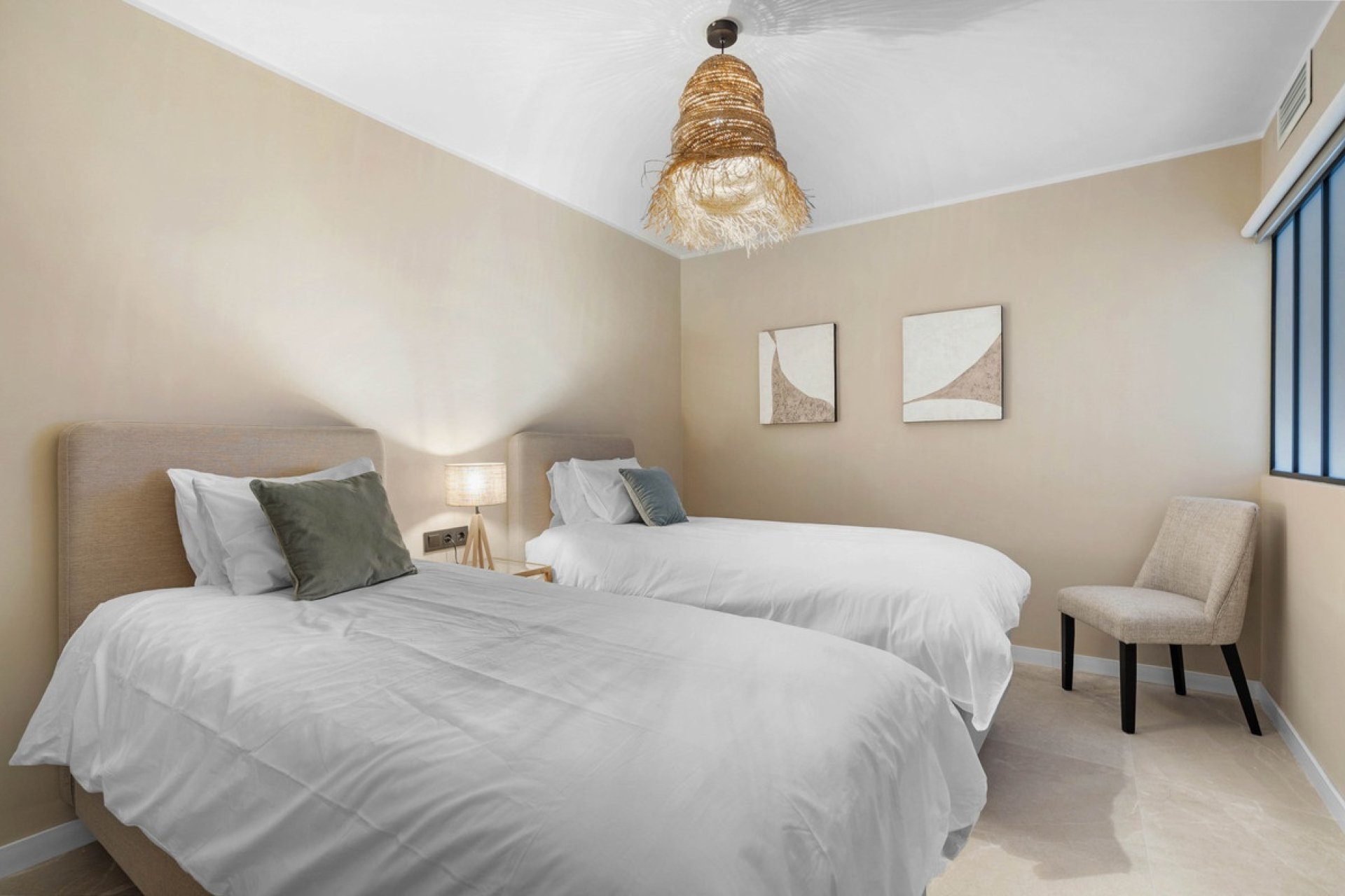 Rynek wtórny - apartment - Marbella - Nueva Andalucía