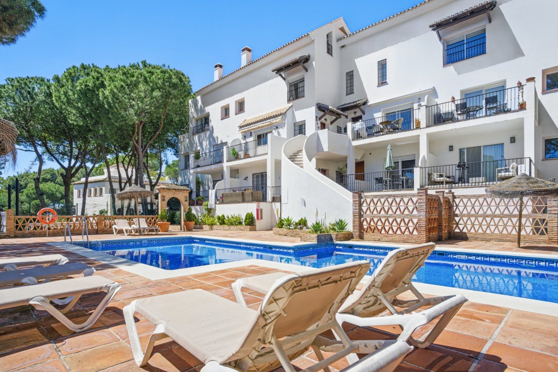 Rynek wtórny - apartment - Marbella - Nueva Andalucía