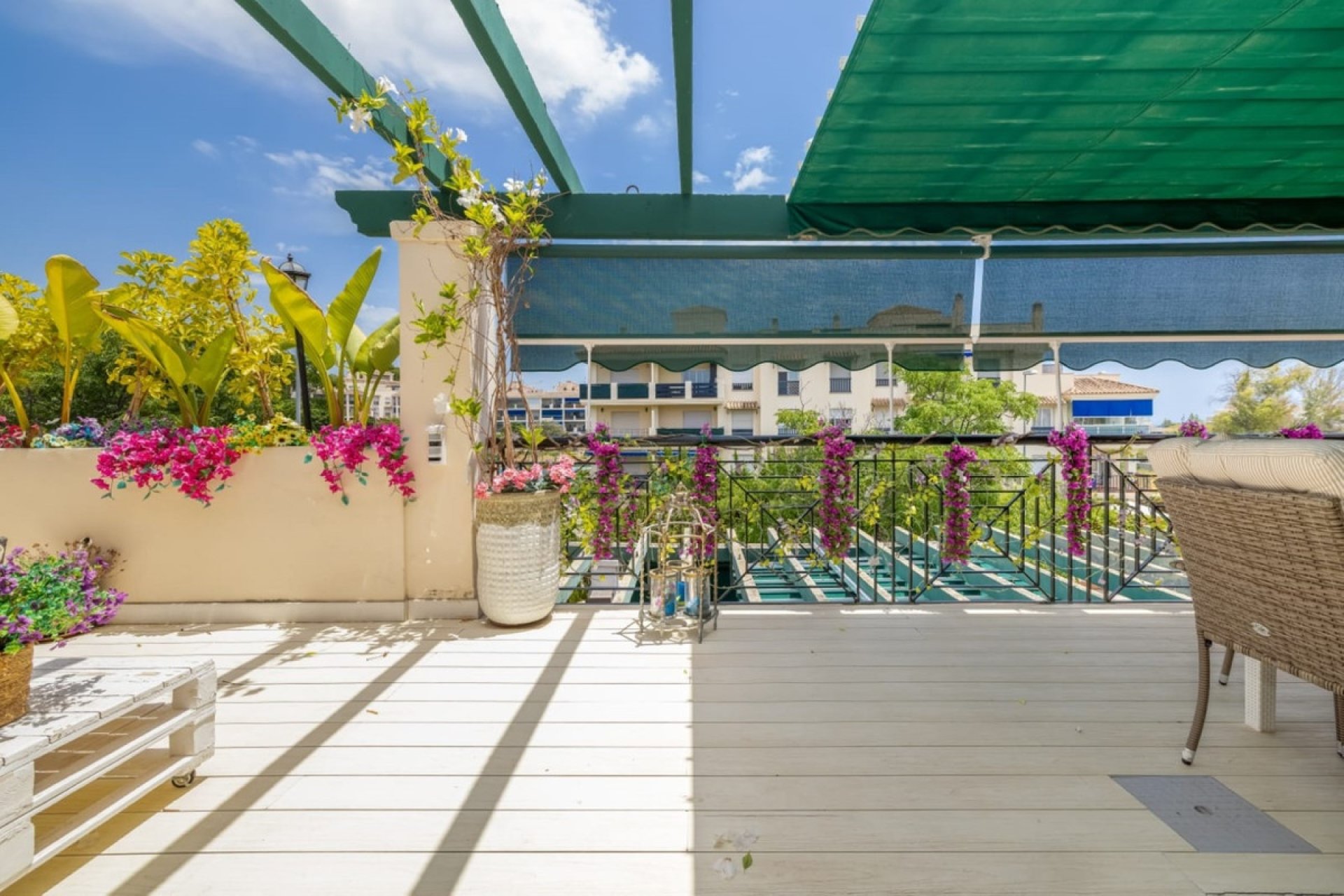 Rynek wtórny - apartment - Marbella - Nueva Andalucía