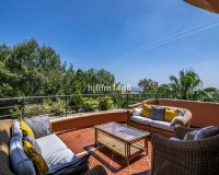 Rynek wtórny - apartment - Marbella - Nueva Andalucía