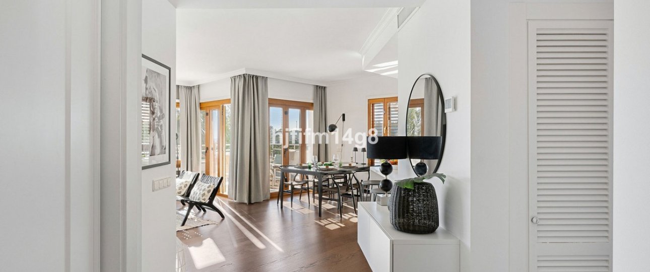 Rynek wtórny - apartment - Marbella - Nueva Andalucía