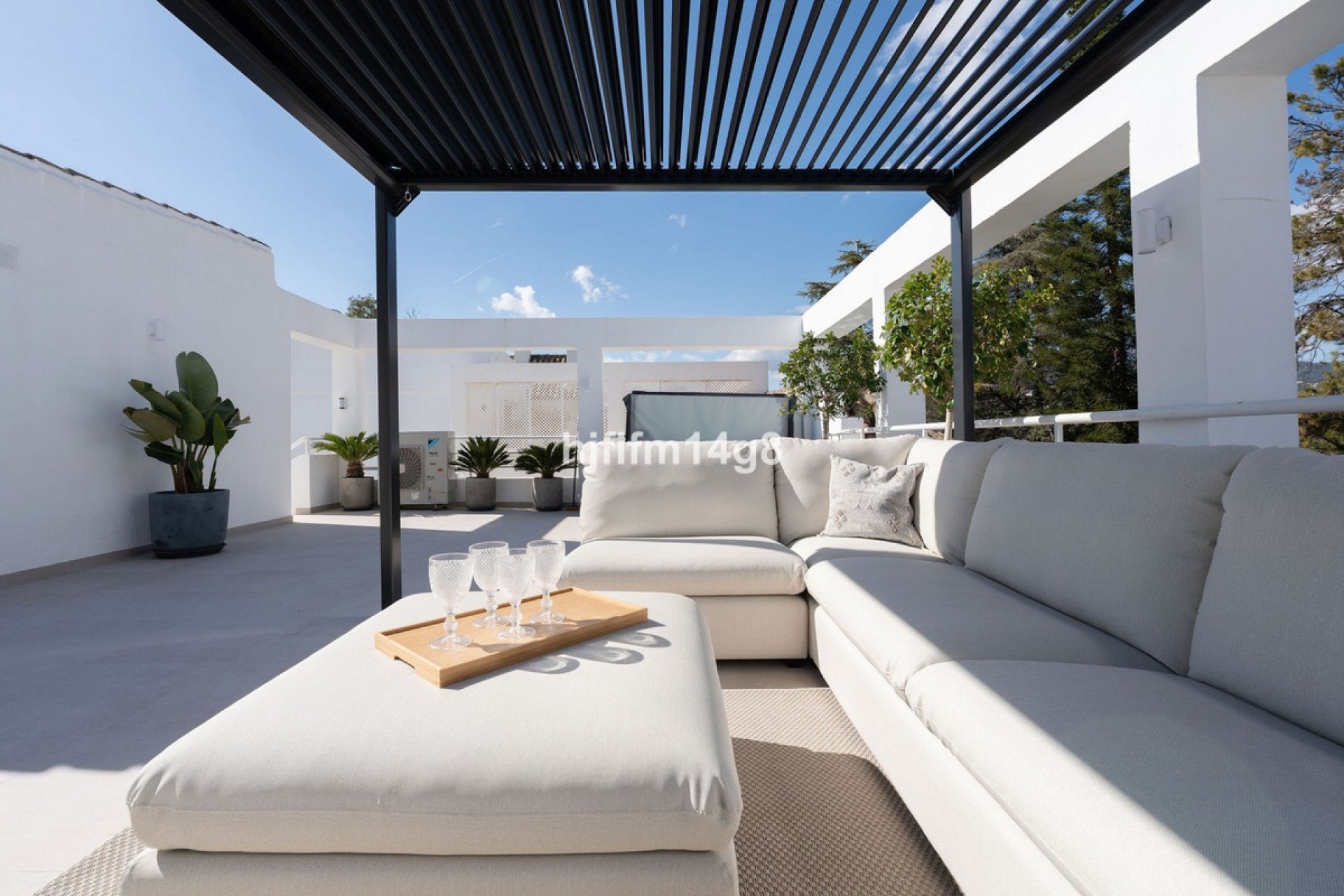 Rynek wtórny - apartment - Marbella - Nueva Andalucía