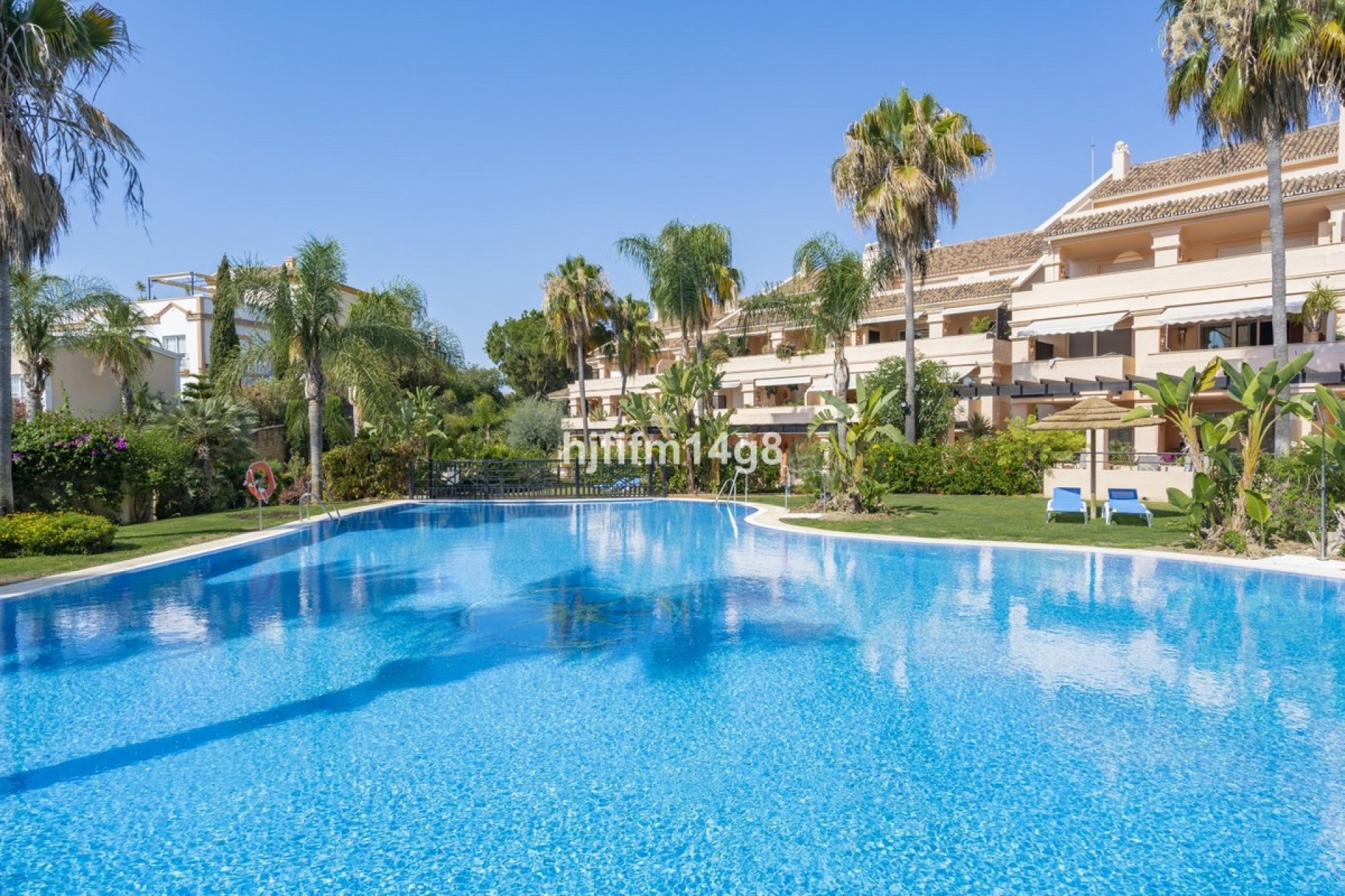 Rynek wtórny - apartment - Marbella - Nueva Andalucía