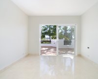 Rynek wtórny - apartment - Marbella - Nueva Andalucía