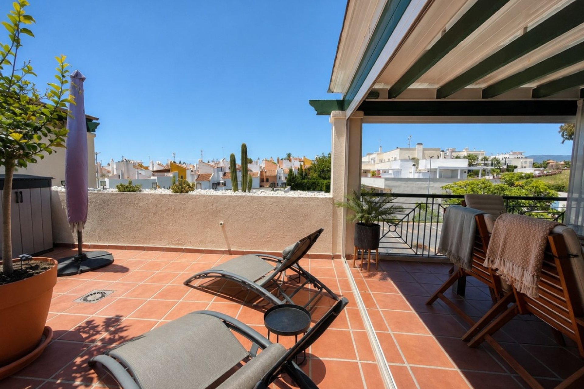 Rynek wtórny - apartment - Marbella - Nueva Andalucía