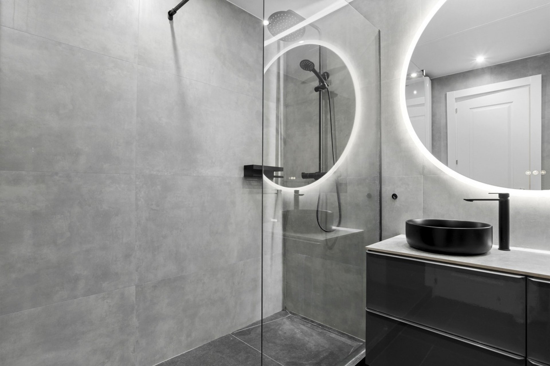 Rynek wtórny - apartment - Marbella - Nueva Andalucía