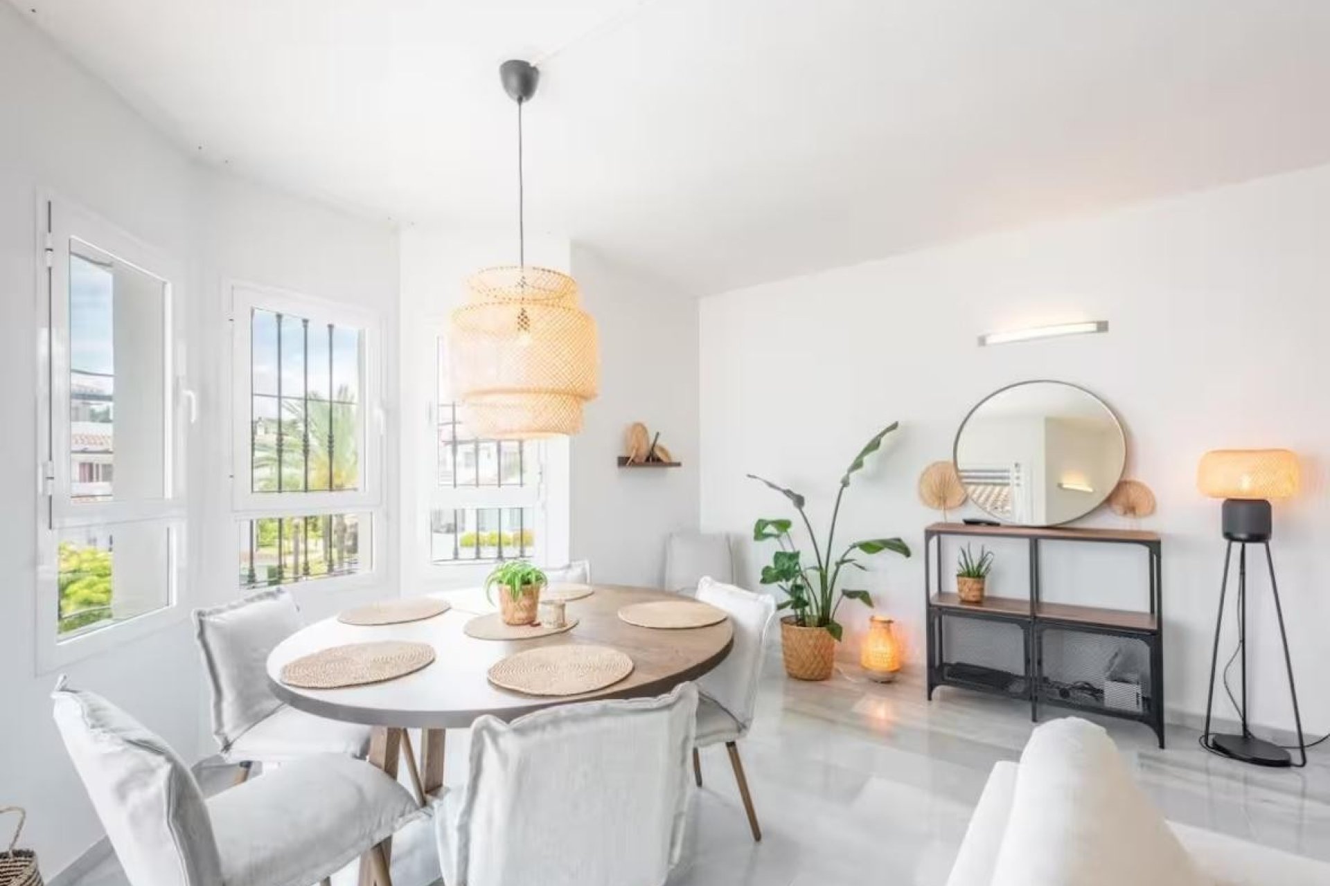 Rynek wtórny - apartment - Marbella - Nueva Andalucía